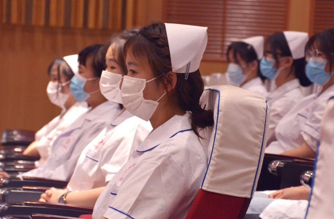 鄭州黃河護理職業學院學費_南京醫科大學康達學院護理學費_河南黃河水利學院學費