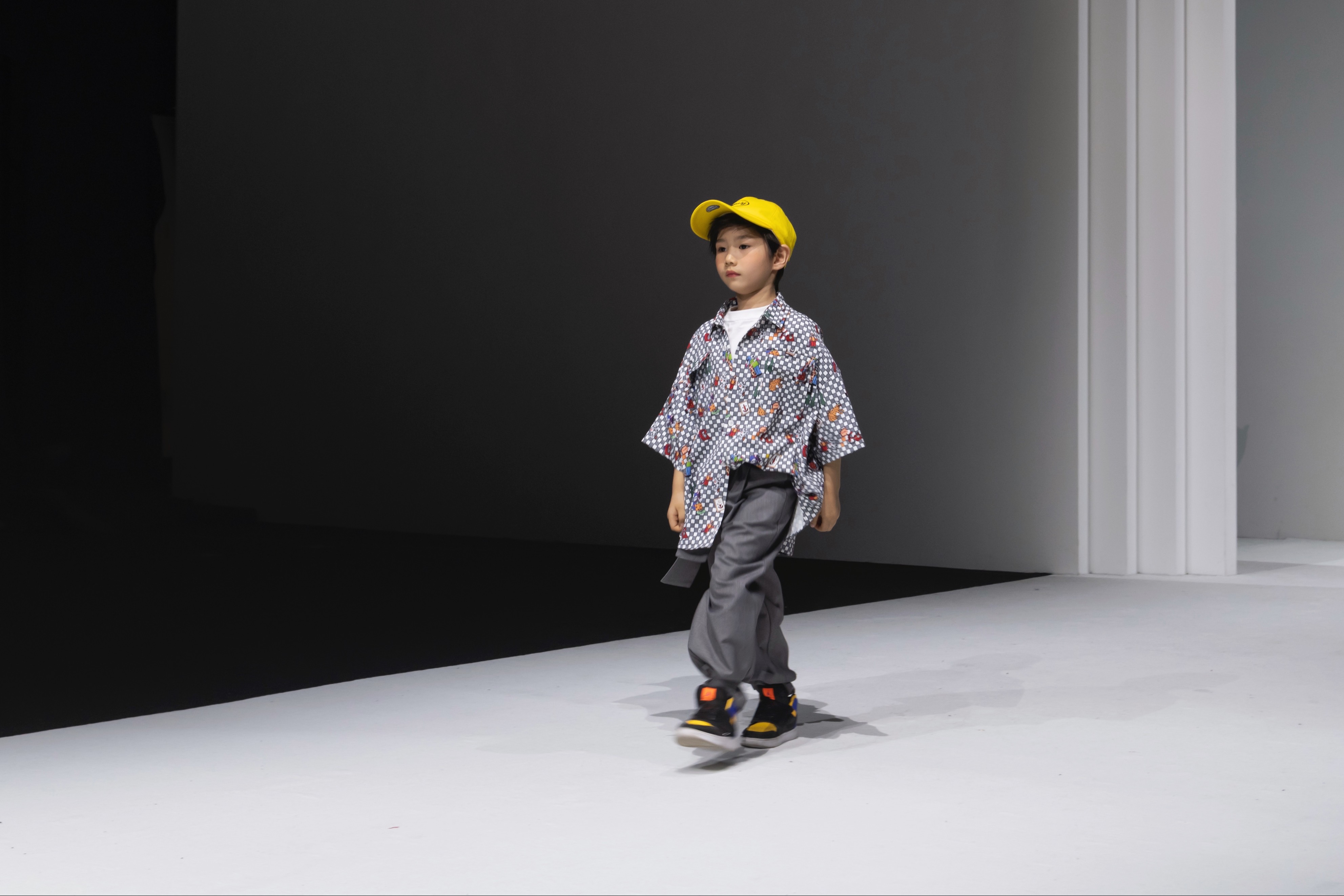 服裝學院廣州設計2023招生_廣州服裝設計學院招生_2023廣州服裝設計學院