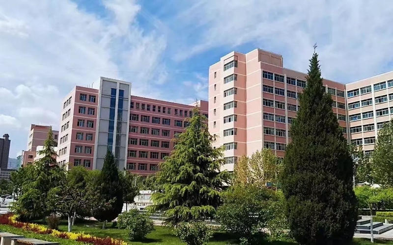 蘭州工業(yè)學(xué)院是什么學(xué)校啊_蘭州工業(yè)學(xué)院是幾本_蘭州工業(yè)學(xué)院是不是本科