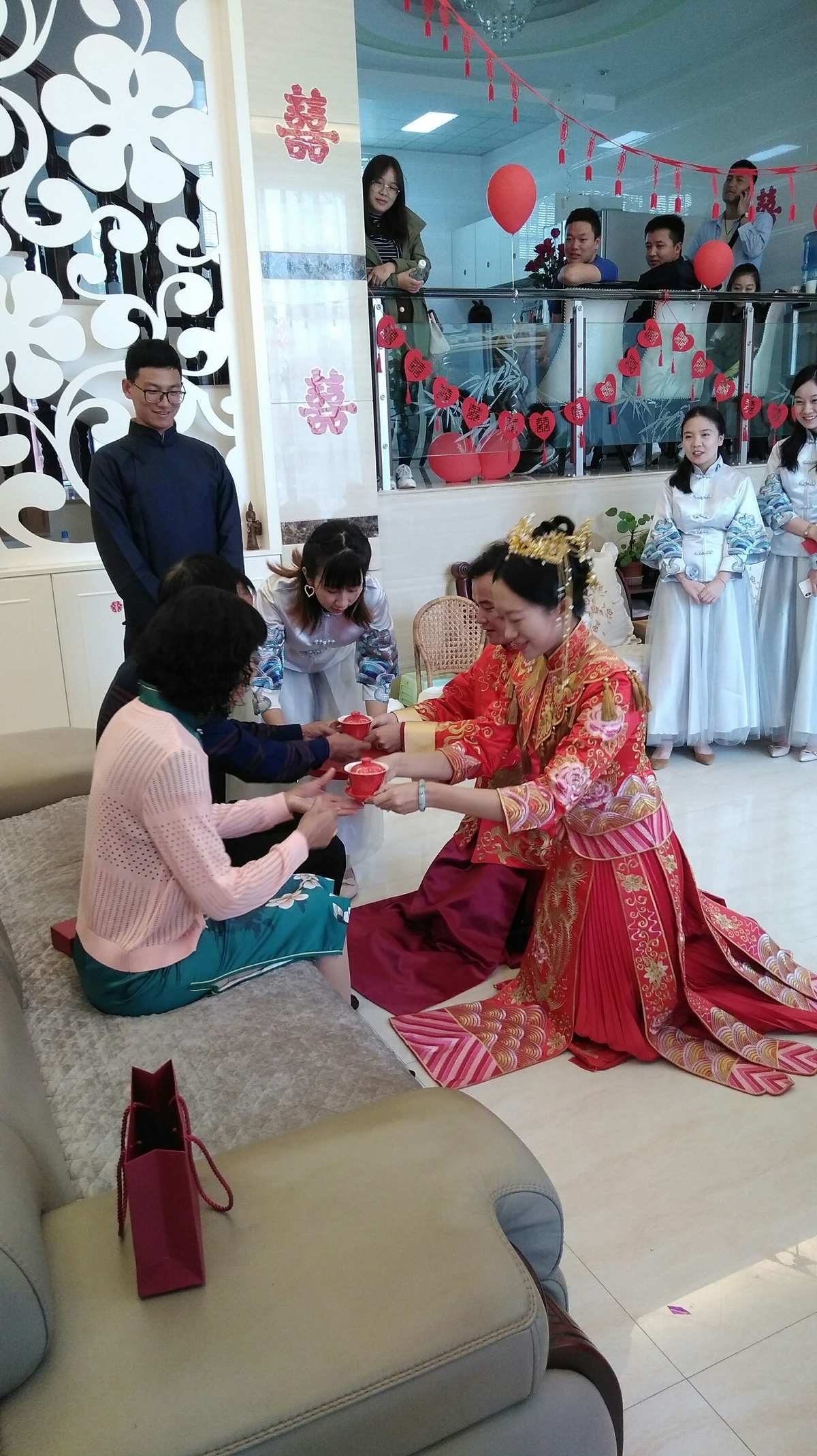 男方大門新婚對聯大全_男方結婚大門對聯經典開玩笑_最新男方結婚對聯大門