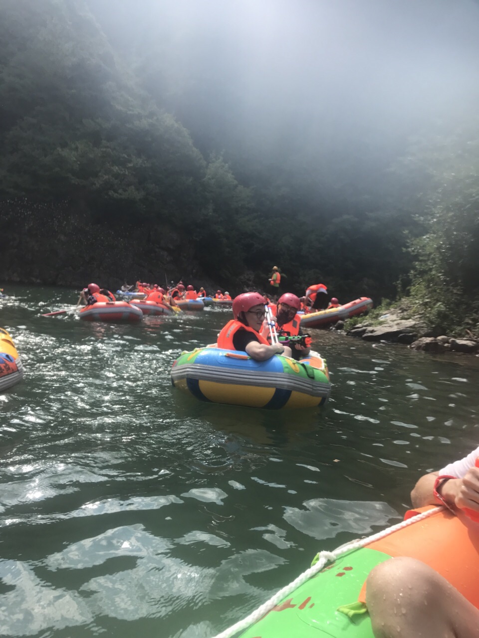 惠州雷公峽漂流_雷公峽漂流多少錢_惠州峽谷漂流