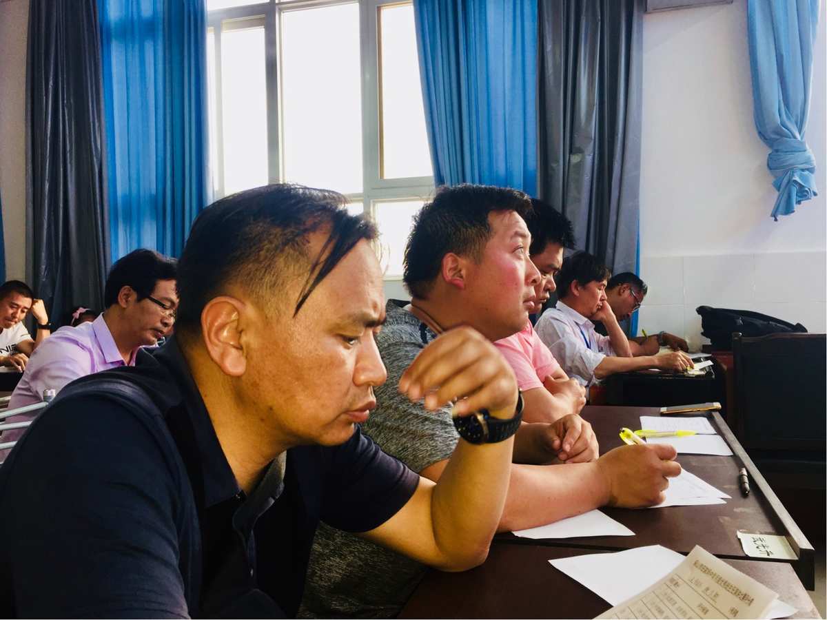 炳都市中學田家成簡介_成都市田家炳中學_炳都市中學田家成老師簡介