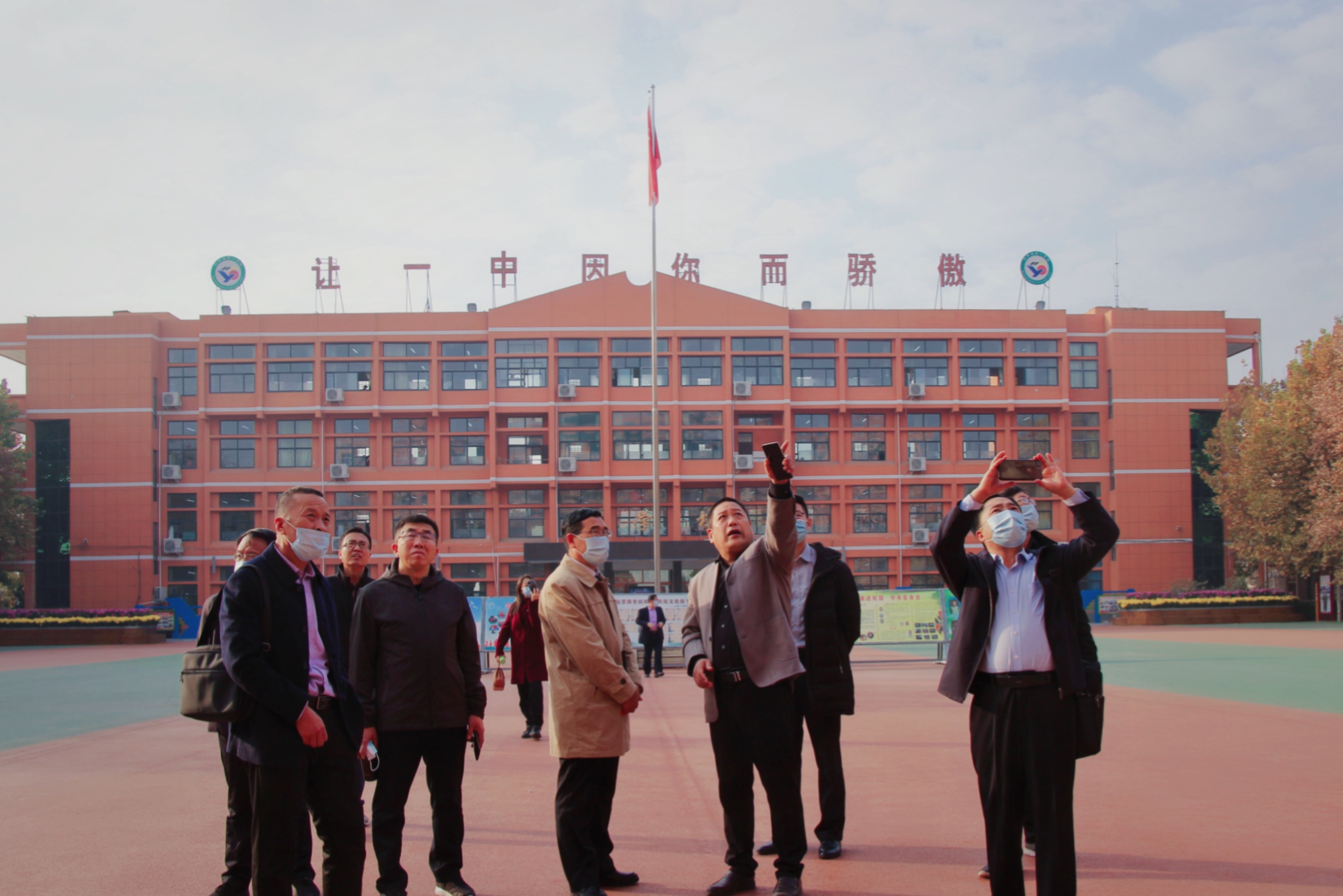 貴州六盤水市第二中學(xué)_六盤水市第二中學(xué)校訓(xùn)_六盤水市二中喜報(bào)