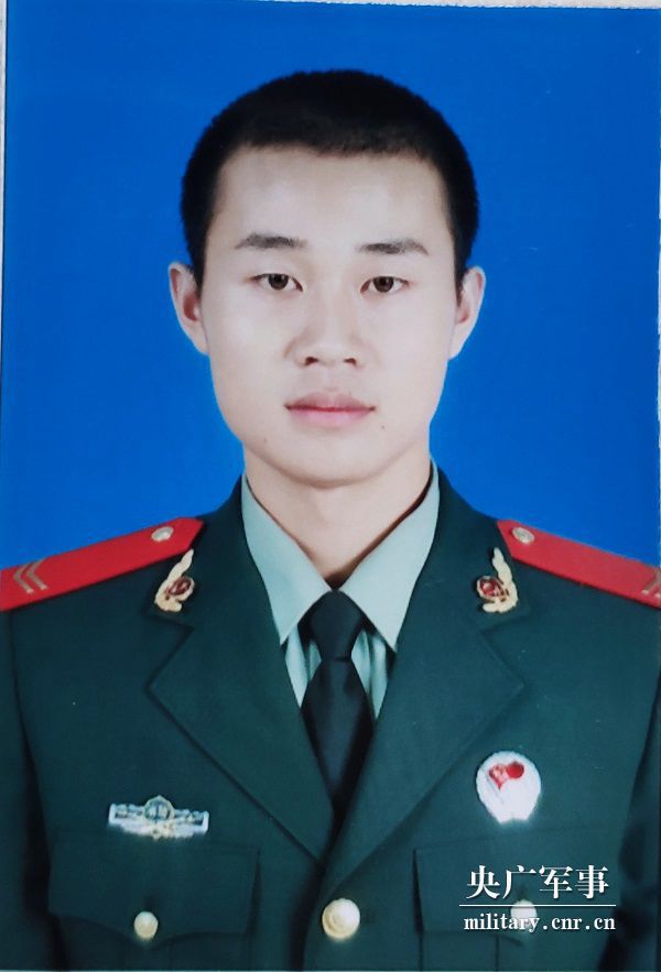 軍銜等級肩章排列級別_軍銜等級肩章_軍銜等級肩章排列圖片