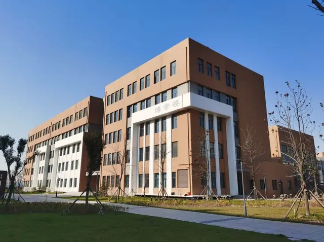 遼寧省交通高等專科學校單招_遼寧省交通高等專科學校單招_遼寧省交通高等專科學校單招