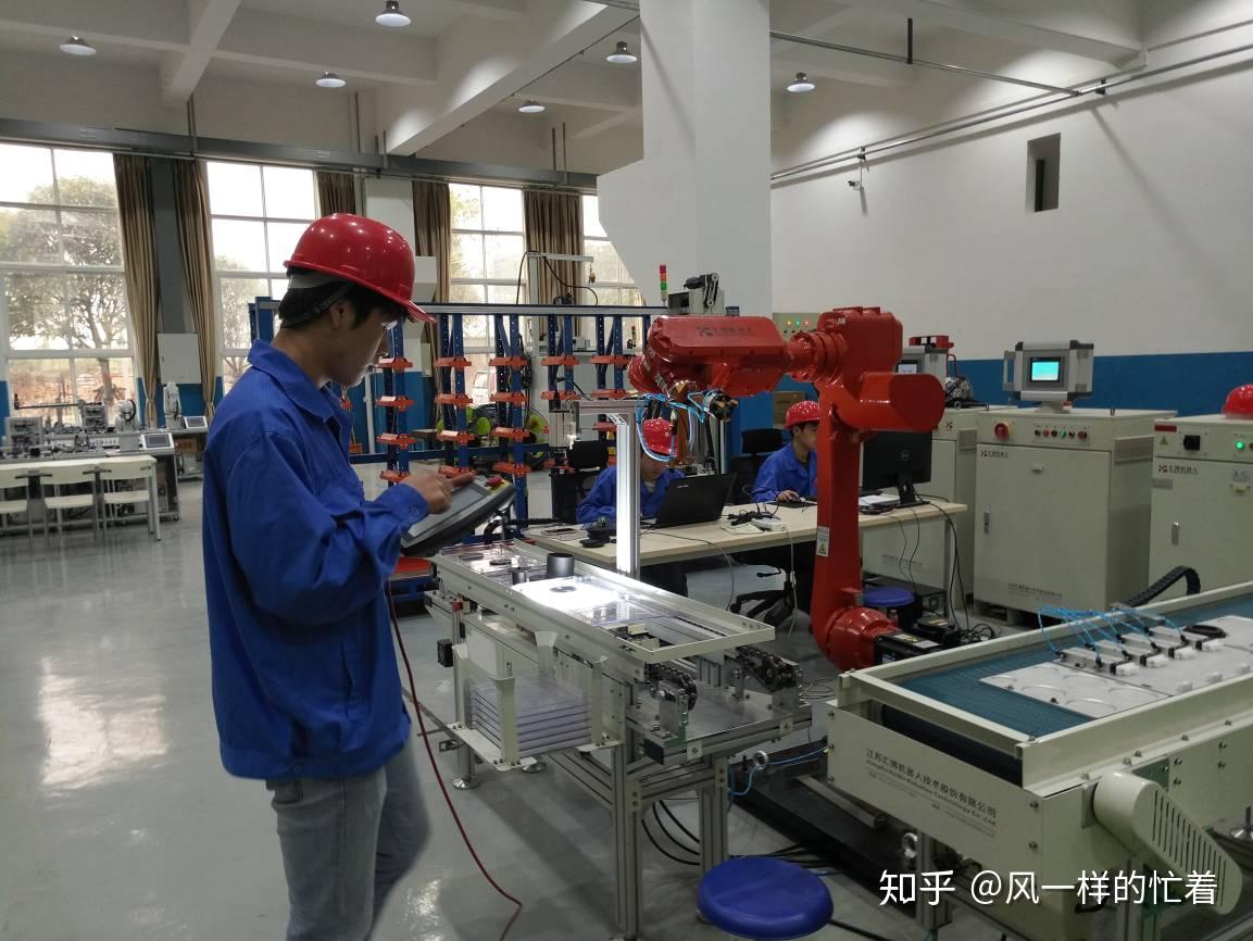 2020年大專最有前景的專業_大專學什么專業有前景_大專前景好的專業有哪些