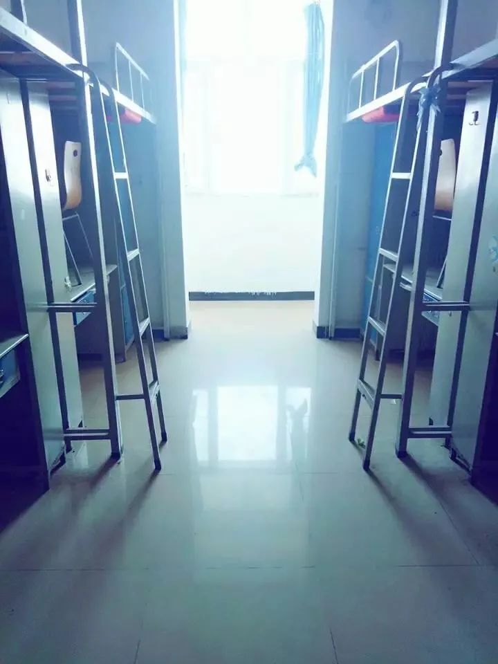 安徽建筑大學(xué)是一本還是二本_安徽建筑大學(xué)是幾本_安徽建筑大學(xué)是重點(diǎn)一本嗎