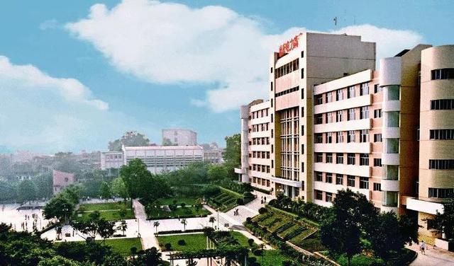 二本大學重慶_重慶好的二本批次的大學_重慶最差的二本
