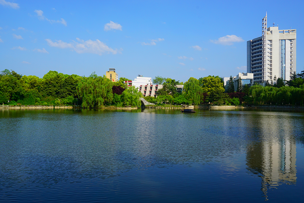 西南石油大學在哪_石油西南大學走錦水河站多遠_石油西南大學張翀