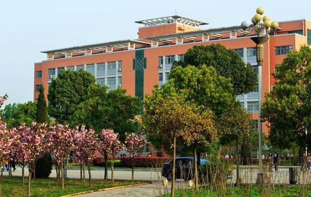 南陽醫專的分數線_南陽醫專分數線_南陽醫學專科分數線