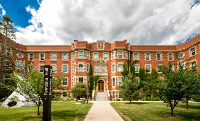 齊齊哈爾大學藝術錄取_2024年成都藝術職業大學錄取分數線_2024年高考分數