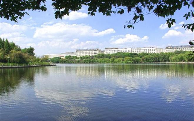 井岡山大學最爛大學_井岡山大學還好嗎_井岡山大學為什么發展不起來
