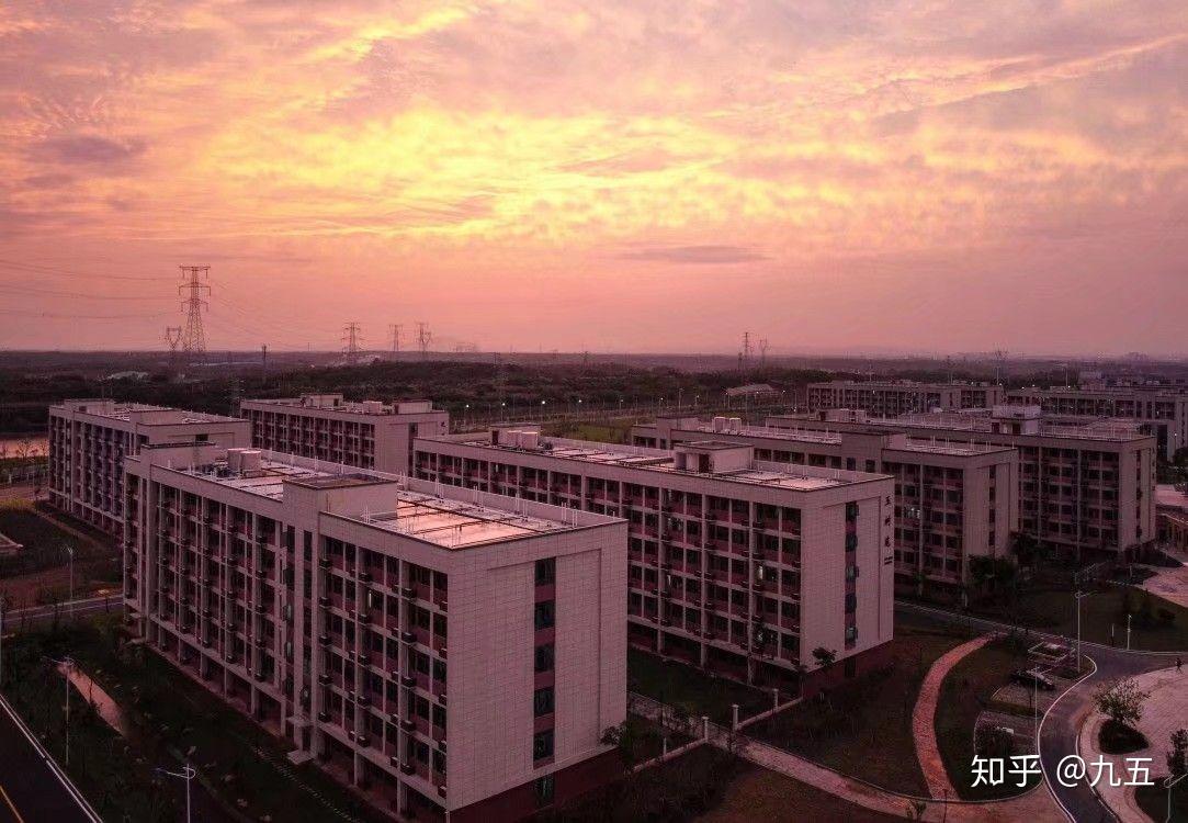 南昌大學(xué)科學(xué)技術(shù)學(xué)院是幾本_南昌大學(xué)科學(xué)技術(shù)學(xué)院本科_南昌大學(xué)科學(xué)技術(shù)學(xué)院辦學(xué)性質(zhì)