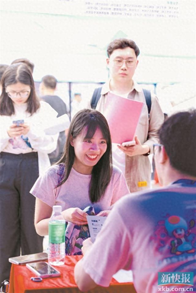 2022全國征兵報名時間_2024年全國征兵網報名時間_征兵報名時間2021年