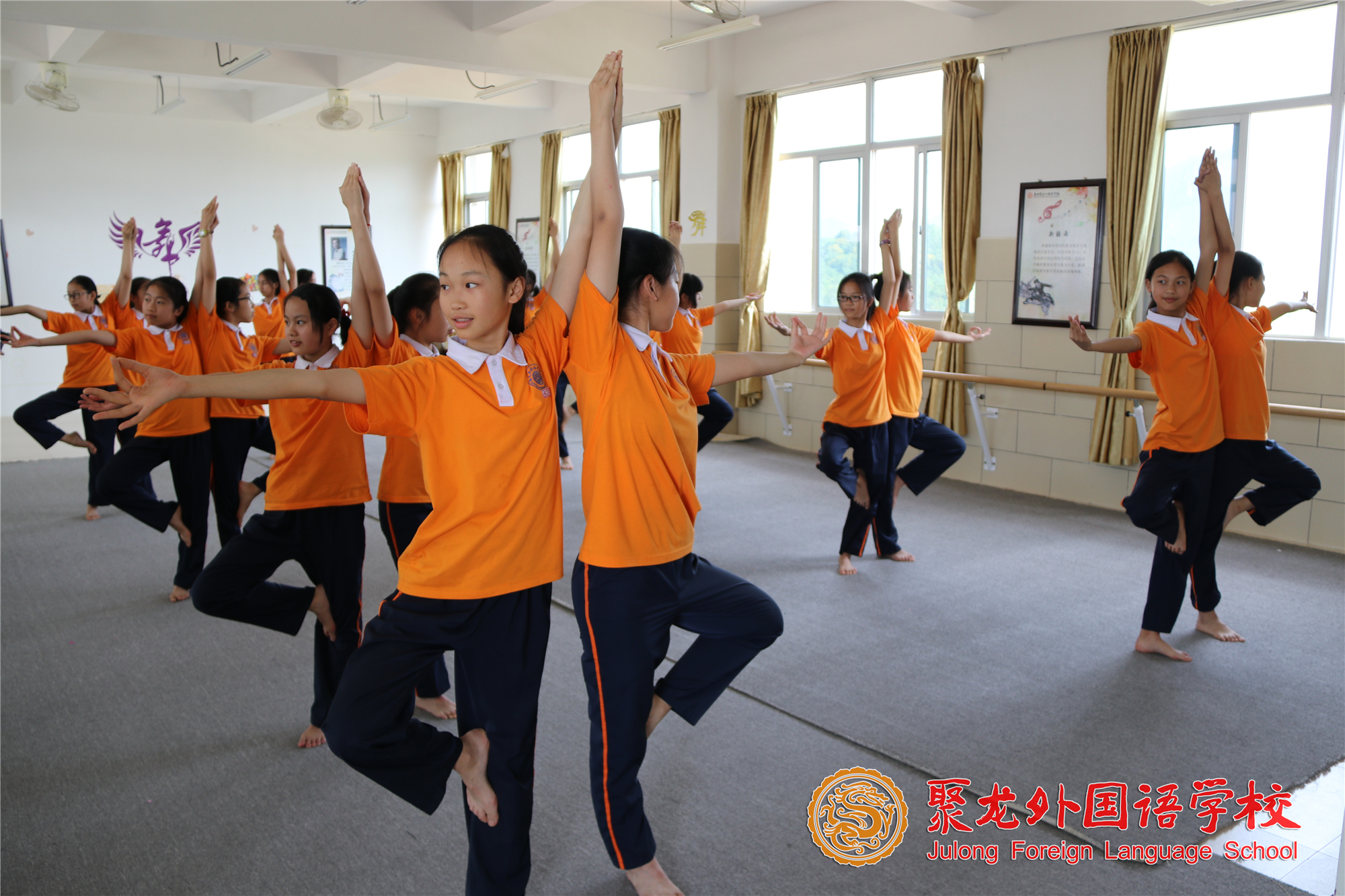 哪有全封閉學校啊_封閉學校有什么規矩_封閉學校有哪些