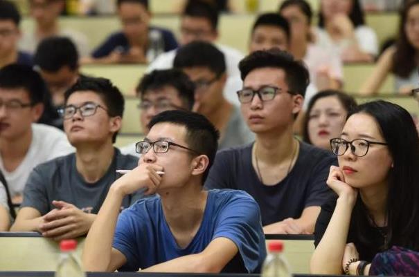 大學540分左右_大學540的錄取分數線算高嗎_540分能上什么大學