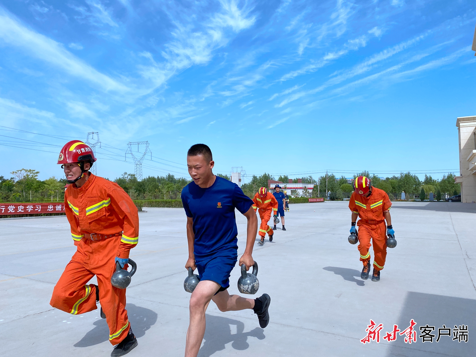 武漢抱火哥離職__武漢抱火哥現(xiàn)況