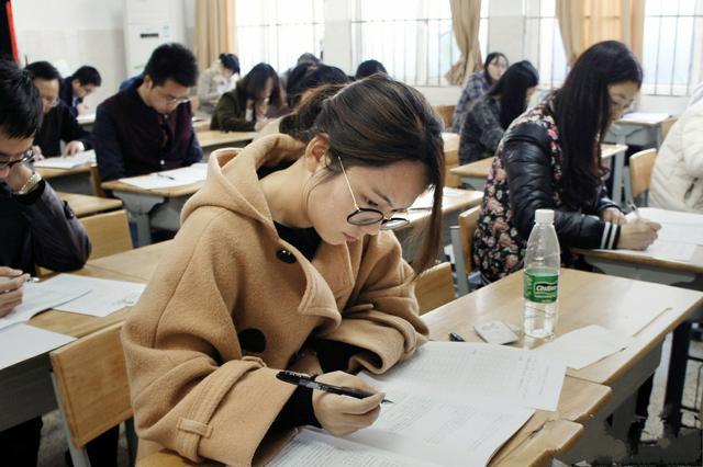 大學英語六級合格率_全國大學英語六級考試多少分合格_六級各高校分數英語合格率