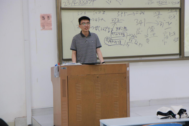 高中體育生上大學前途_高中體育生上大學前途_高中體育生上大學后還要練嗎