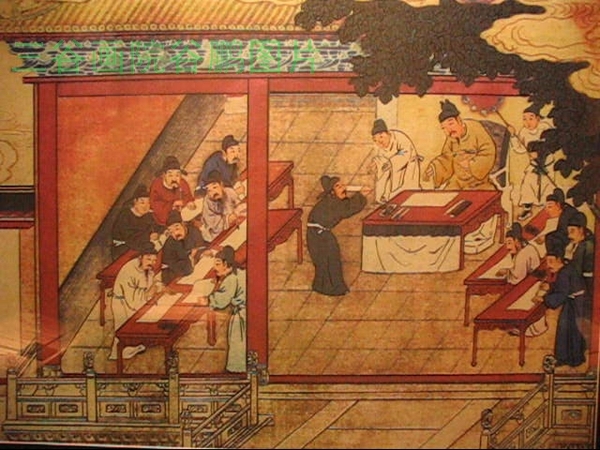 高考英語作文百科__高考制度英語作文