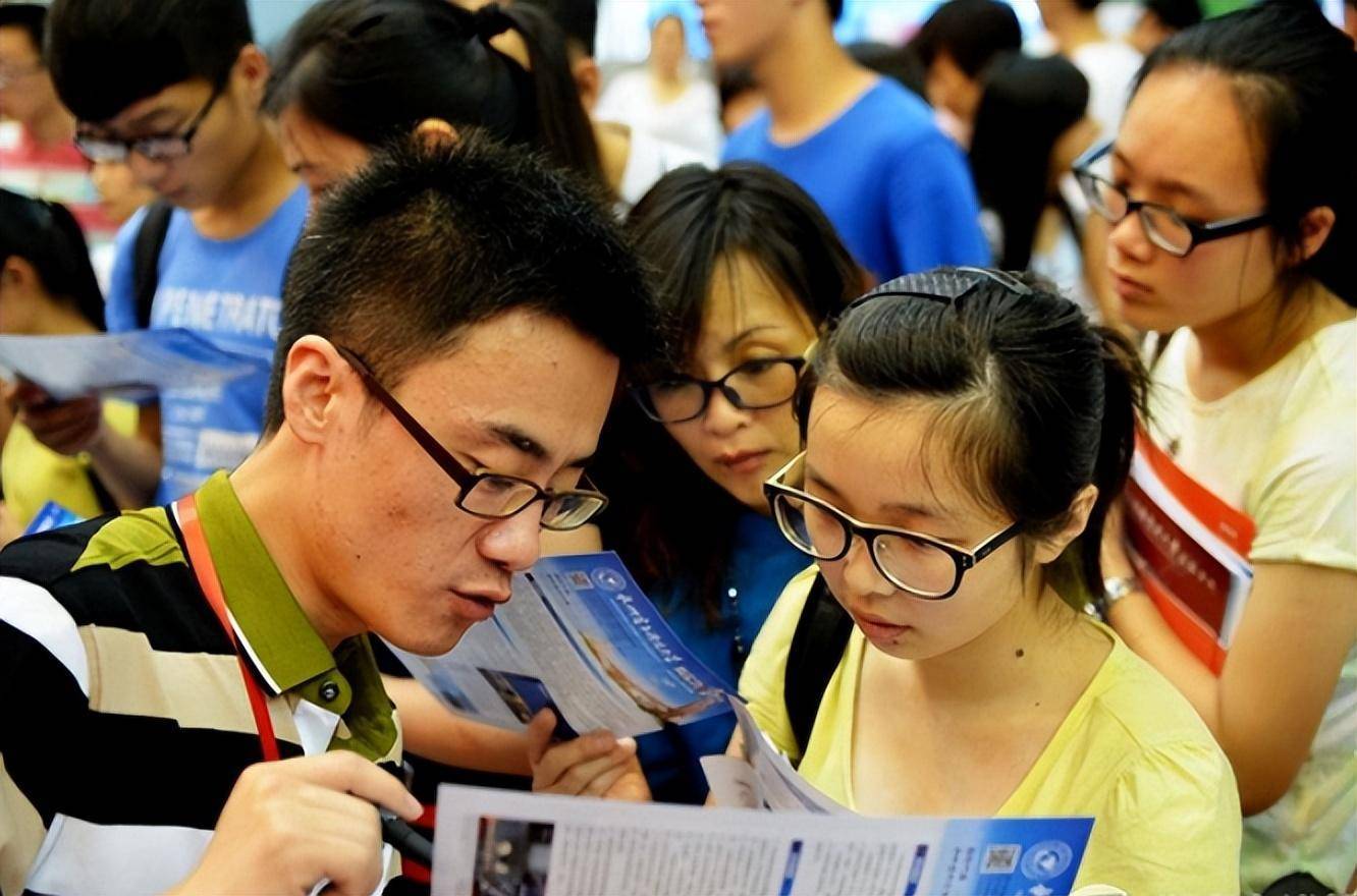 大學(xué)550分可以上哪些大學(xué)_550多分的大學(xué)_550分能上什么大學(xué)