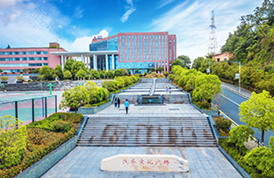 襄陽(yáng)職業(yè)學(xué)院技術(shù)_襄陽(yáng)職業(yè)學(xué)校技術(shù)學(xué)院官網(wǎng)_襄陽(yáng)職業(yè)技術(shù)學(xué)校