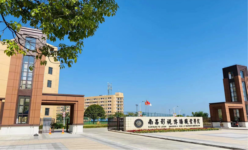 赤峰市四中_赤峰四中網站_赤峰四中貼吧