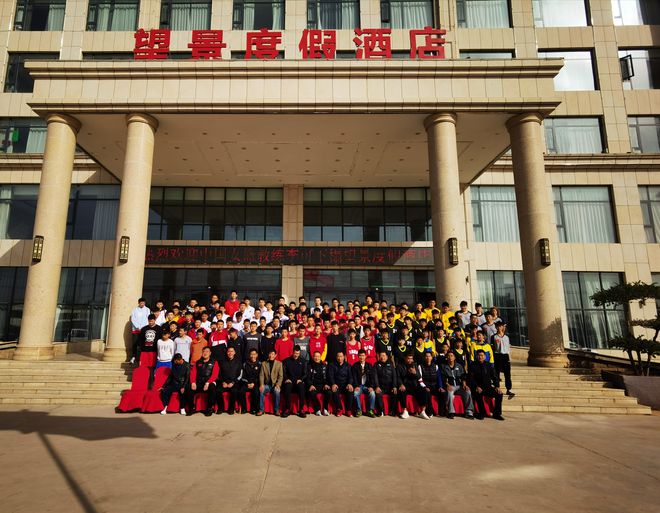 魯能足校2020招生簡章_魯能足校_魯能足校實驗班值得去嗎