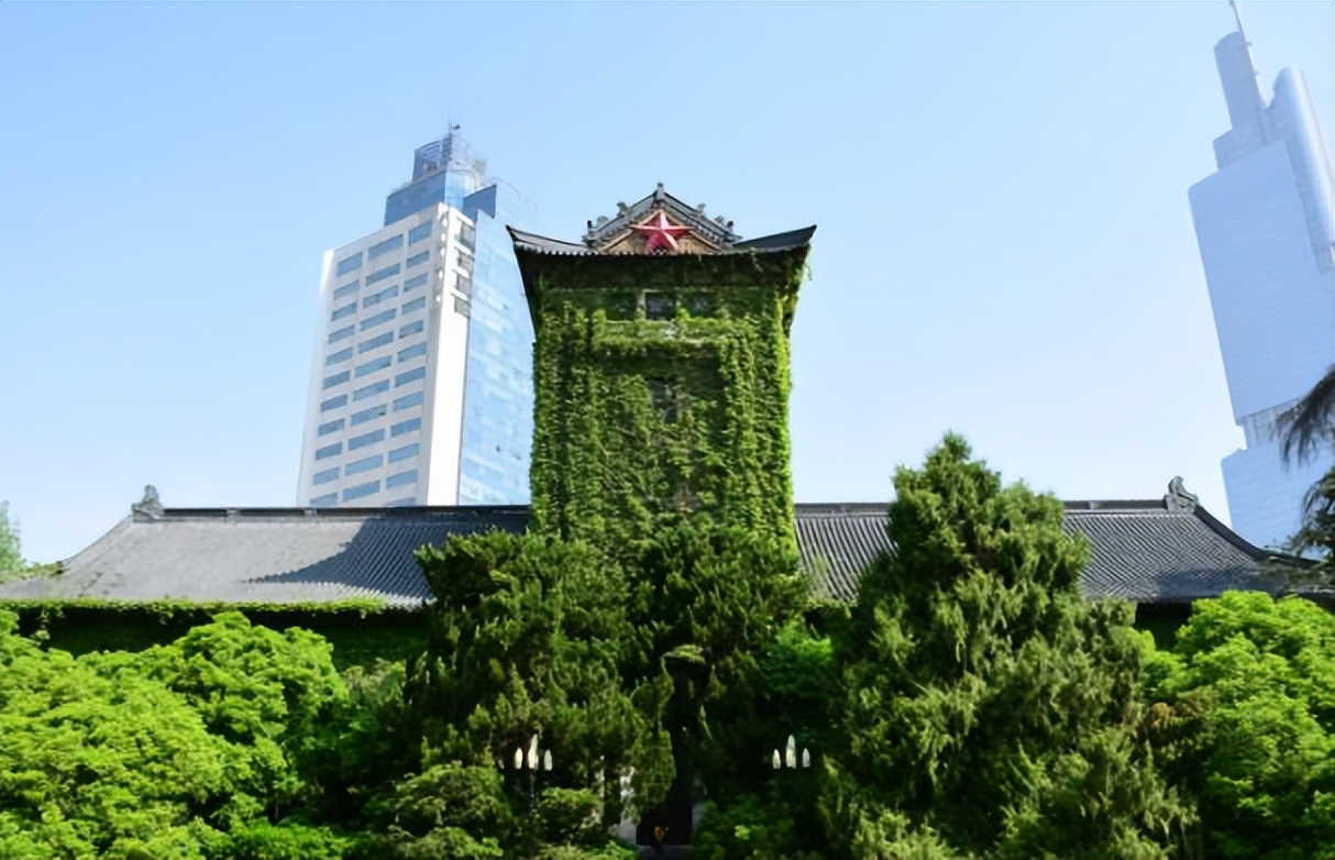 全國十佳高校媒體_媒體評高校退出世界大學排名_高校媒體影響力榜單