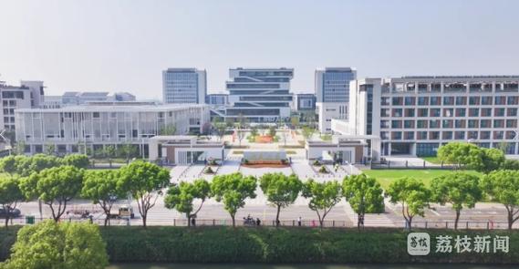 江南大學2021錄取分數線_江南大學江陰校區(qū)招生信息_江南大學江陰校區(qū)專業(yè)介紹