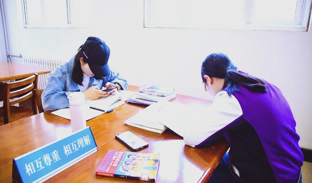 校園網(wǎng)吧違規(guī)經營_濟南大學泉城學院電子閱覽室變網(wǎng)吧_濟南大學泉城學院分數(shù)線