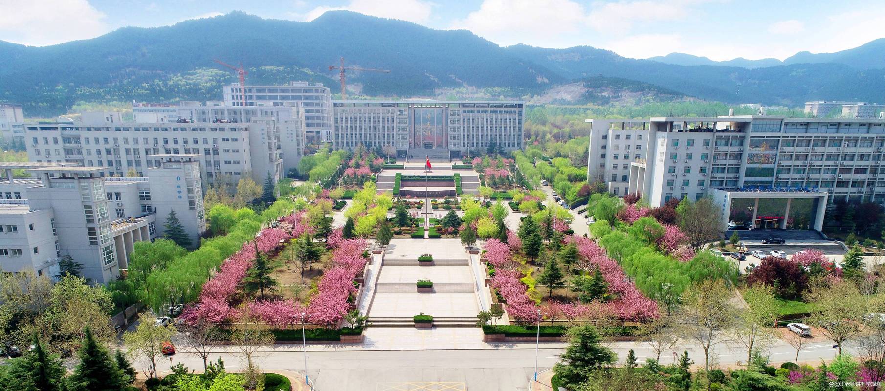 山東商業(yè)職業(yè)技術(shù)學(xué)院招生簡(jiǎn)章_山東商業(yè)職業(yè)技術(shù)學(xué)院就業(yè)優(yōu)勢(shì)_浙江商業(yè)職業(yè)技術(shù)學(xué)院分?jǐn)?shù)線